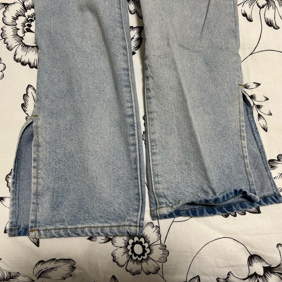 Misguided Jeans - Picture 3 of 4